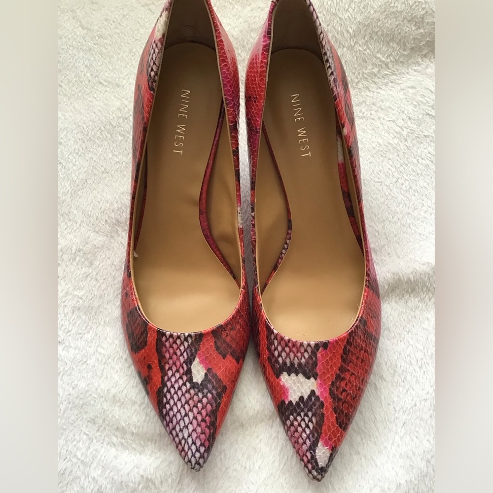 Nine West FUN Pumps
